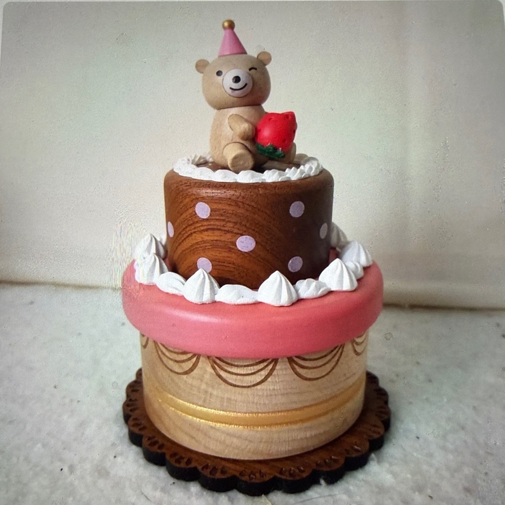 Bear Cake Musical Box Teddy Bear on a Srawberry w/Box NWT